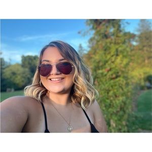 Meet your Posher, Jaslyn